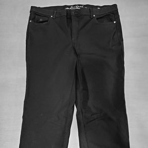 Gloria Vanderbilt Slimming Black Pants